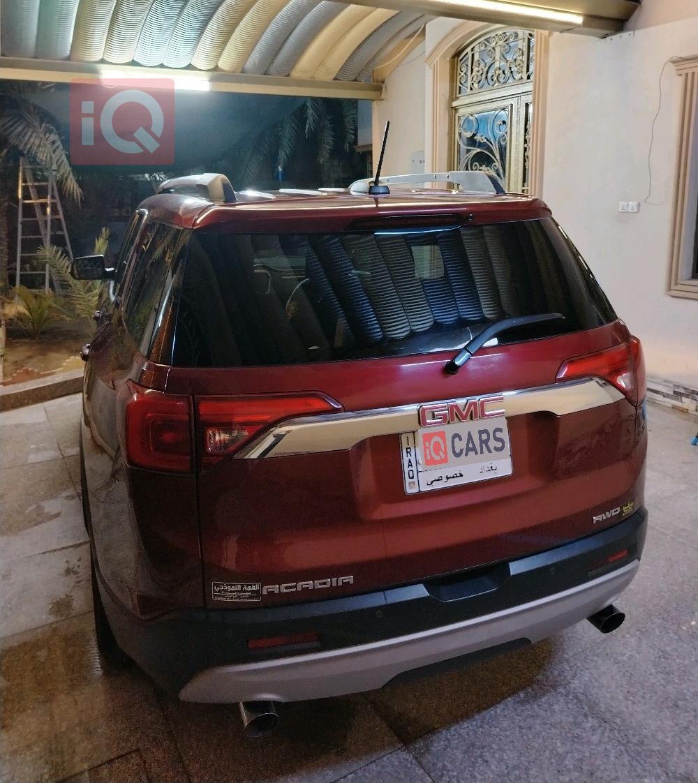 جي ام سي اكاديا